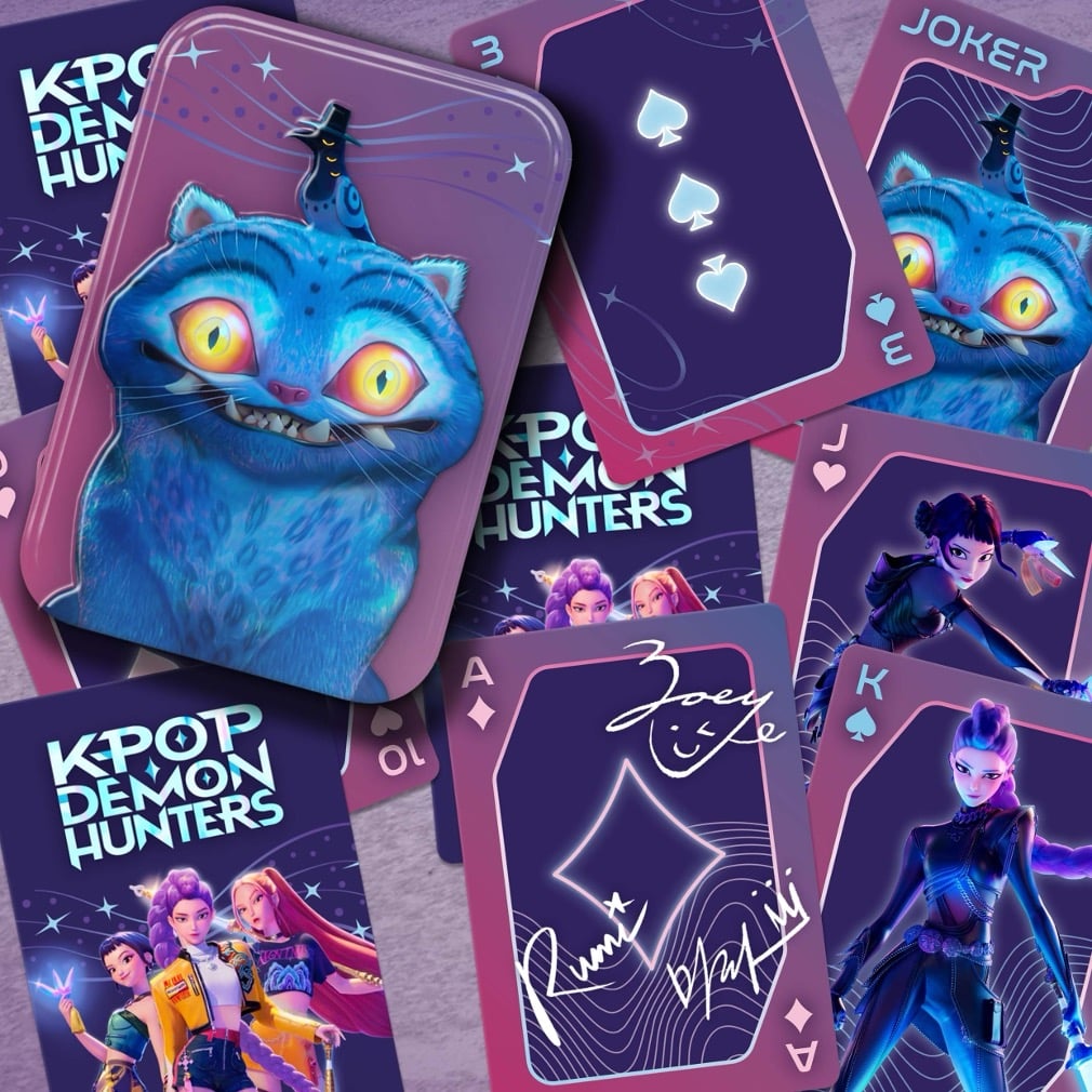 K-POP DEMON HUNTERS Derpy Jeu de Cartes dans une Boite en Métal