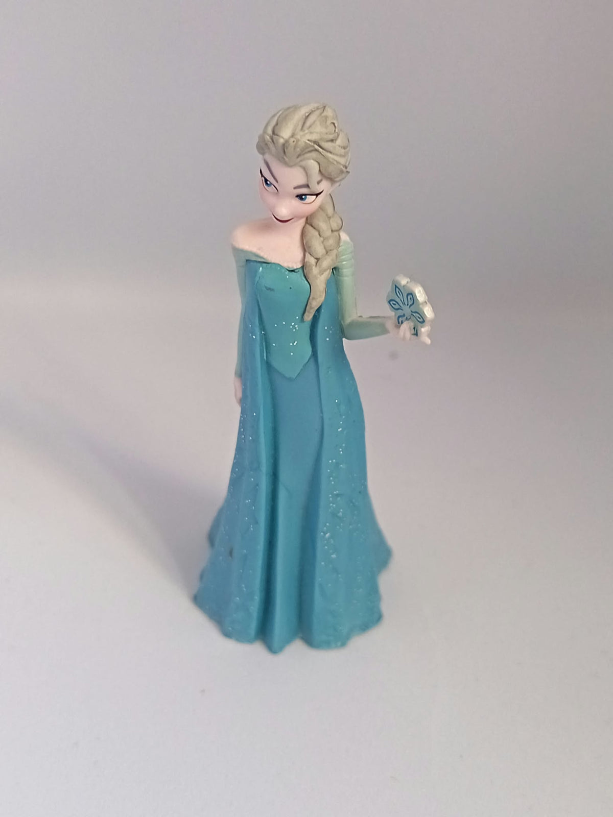 Figurine Elsa La Reine des Neiges Disney 9cm, robe bleue pailletée