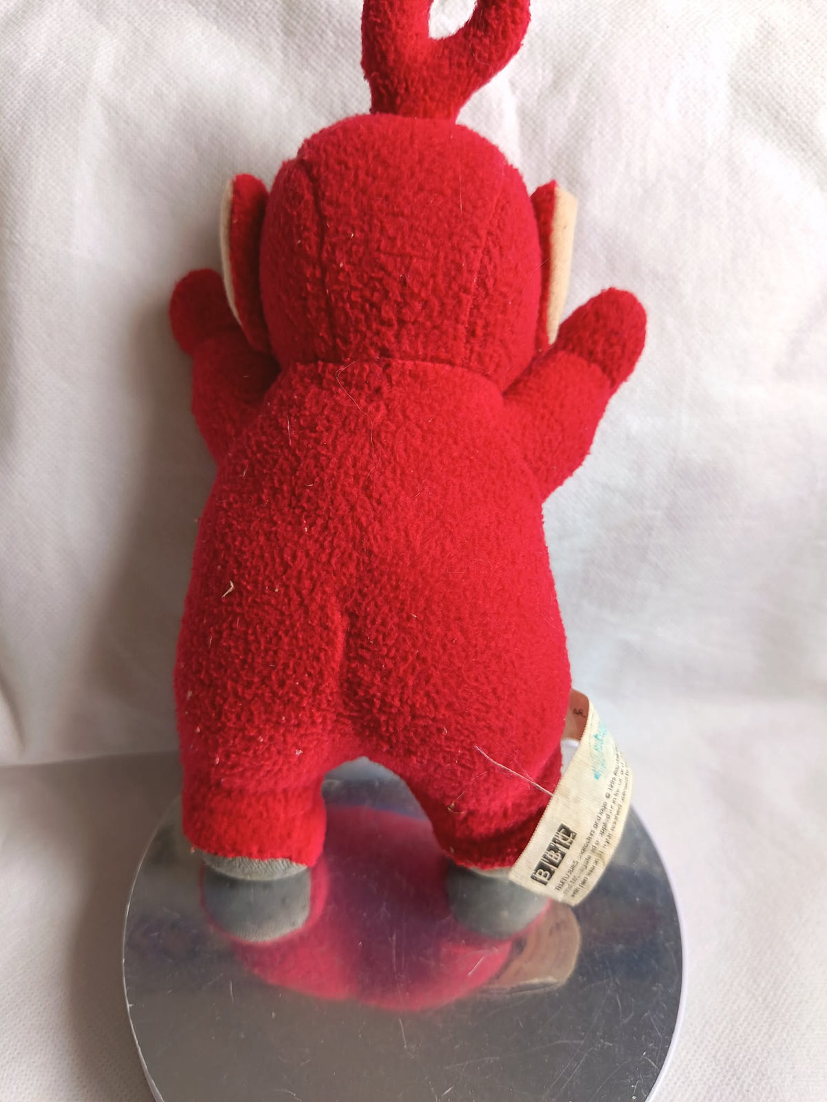 Visage en plastique et yeux mobiles de la peluche Po Teletubbies