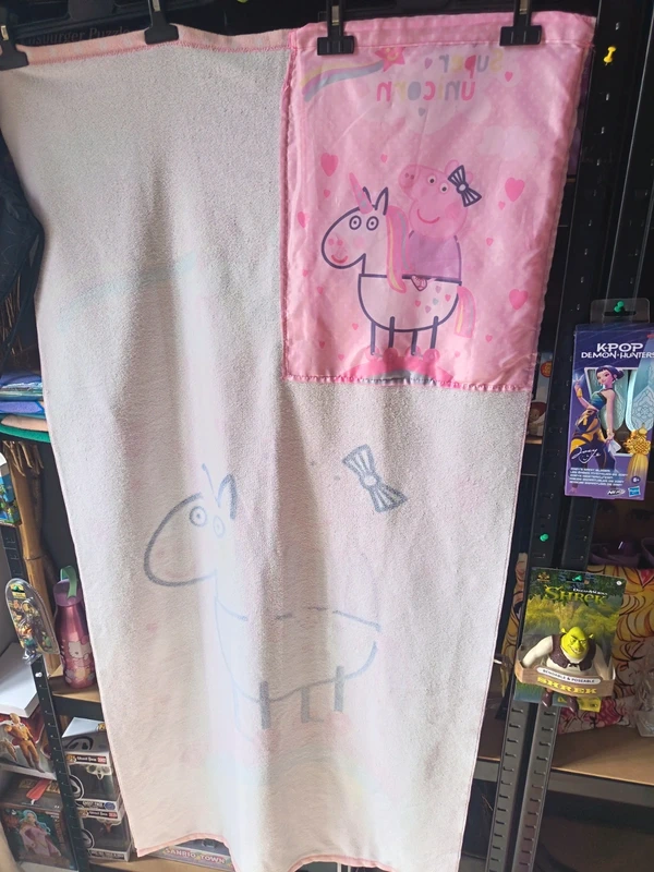 Drap de plage Peppa Pig avec son sac de piscine – Image 4
