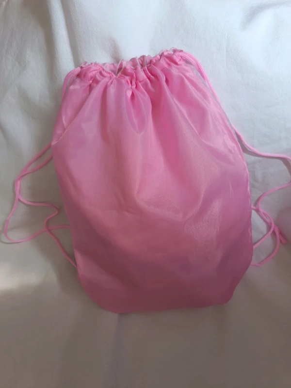 Drap de plage Peppa Pig avec son sac de piscine – Image 2