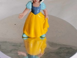 figurine-blanche-neige