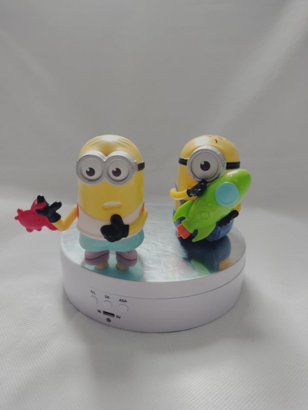 Lot de 2 Figurines MINIONS.
