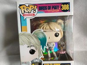 Funko Pop! Birds of Prey – Harley Quinn with Beaver (#308)