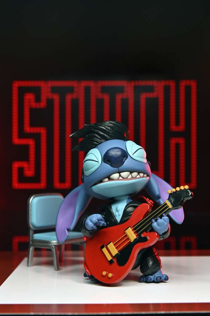 Lilo & Stitch Stitch "Singer Elvis" Ultimate Figurine 8cm – Image 6