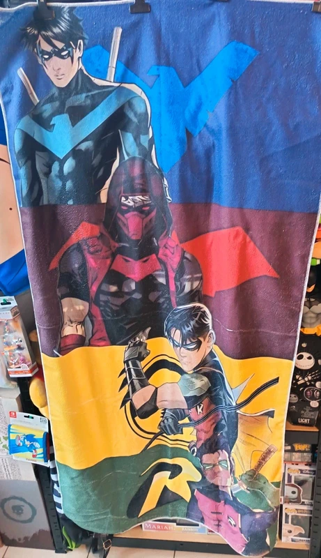 Serviette de plage DC Comics – Robin (4 versions)