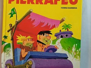 Livre "Les aventures de la famille Pierrafeu"