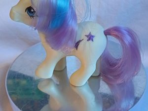 Figurine Petit Poney Baby Glory G1 Hasbro 1984 vue de face